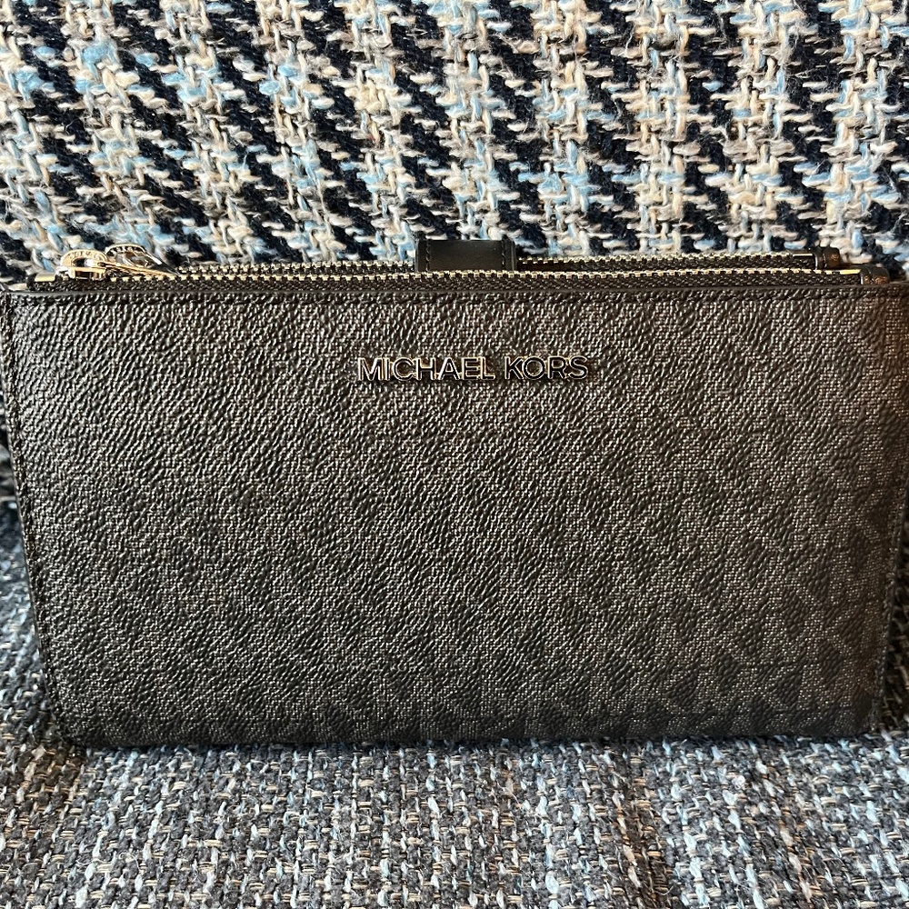 Michael Kors wallet